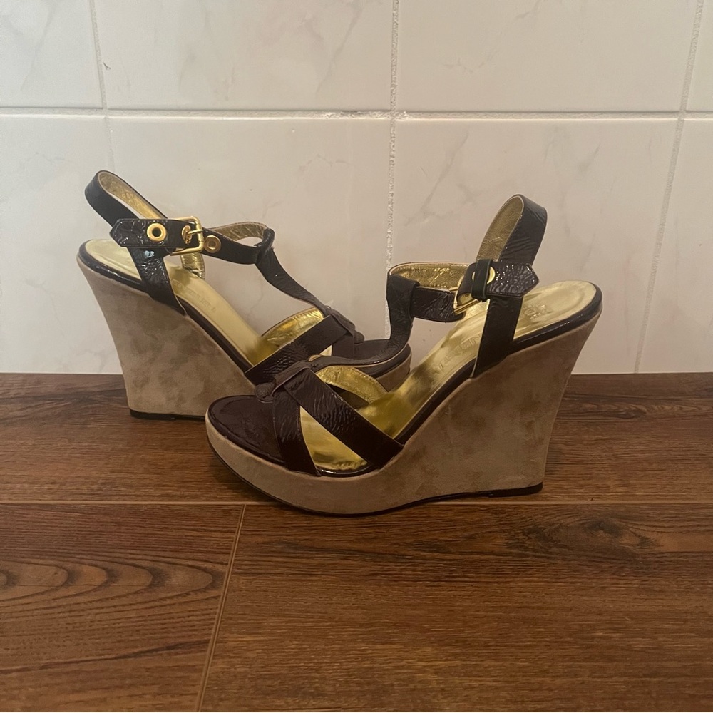 Suede wedges